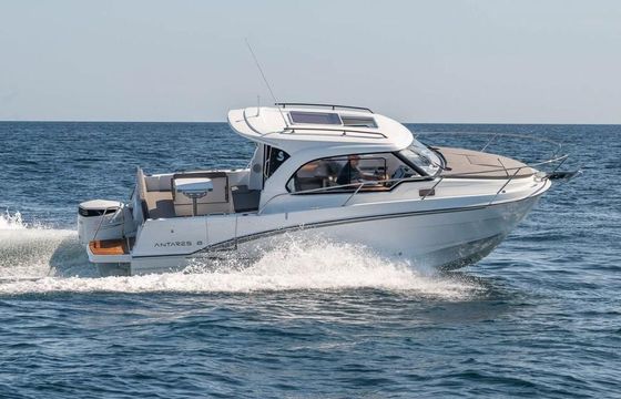 Beneteau Antares 8 OB