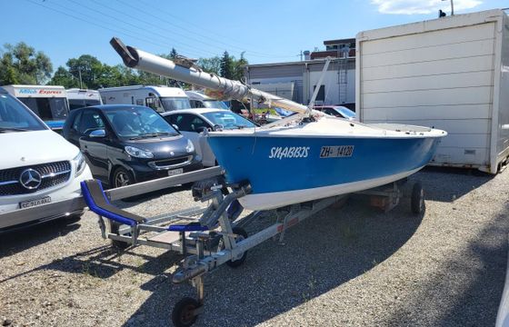 Performance Sailcraft Laser 16