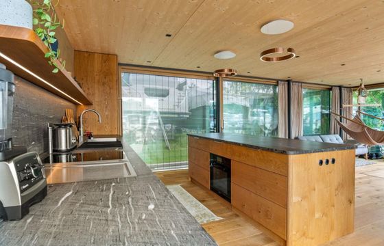 Die Wohnschiff Manufaktur Waterloft "Oha