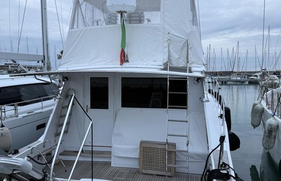 Hatteras 50