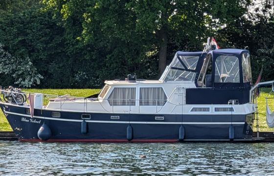 P. Valk Riant Kruiser