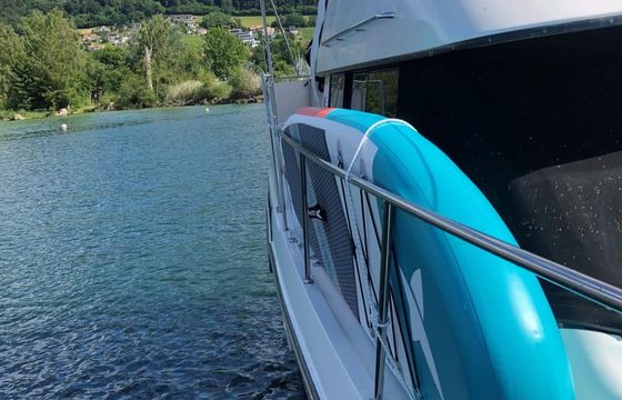 Carver 33 Aft Cabin