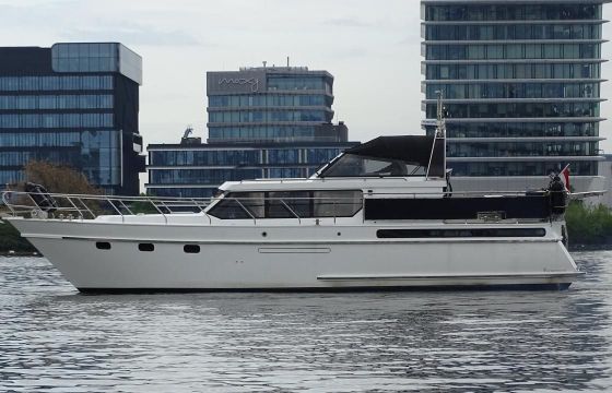 Wim van der Valk Valkkruiser Super Falcon 45 Valkkruiser