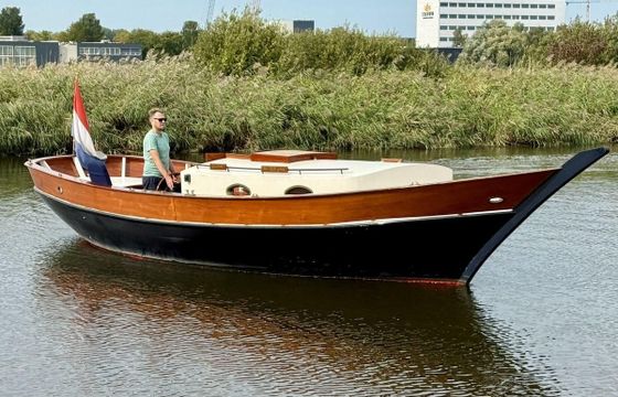 Qullet 900 Kajuitsloep
