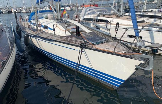 X-Yachts 442