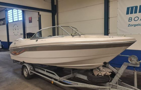 Starcraft C-star 1700 3.0 Mercruiser en trailer