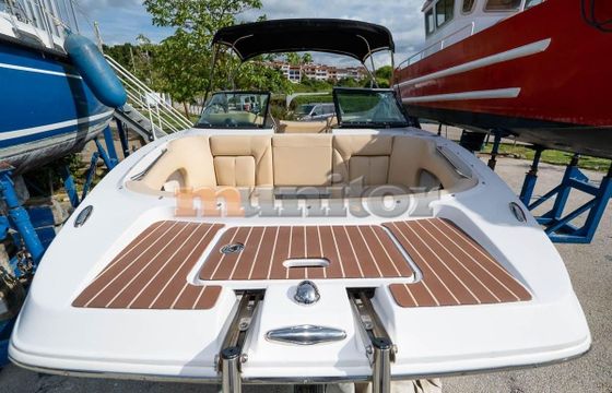 Four Winns SL222