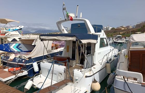 Resincolor 28 pilot  Cantiere Ceriale