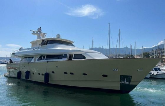 Custom Line Navetta 27