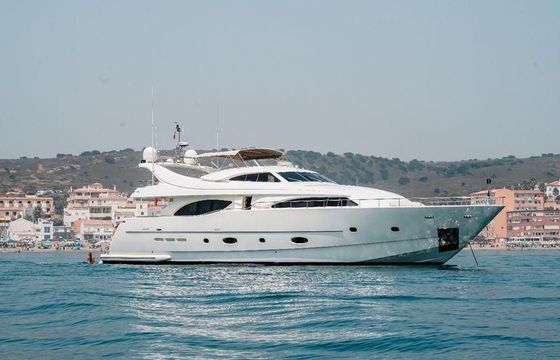 Ferretti Group Custom Line 94