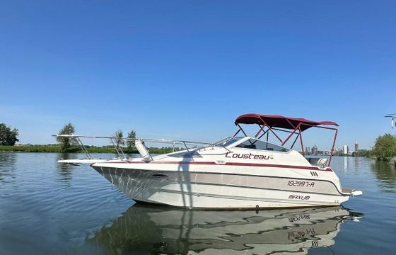 Maxum 2300
