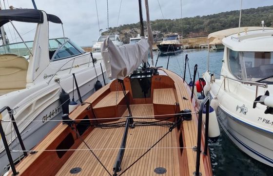 LA 28 Daysailer