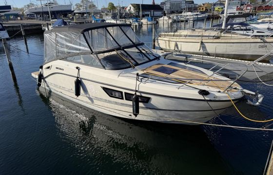 Quicksilver Active Cruiser 805