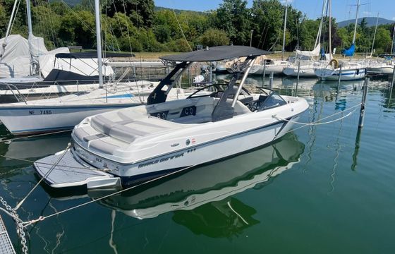 Malibu Wakesetter 22 VLX