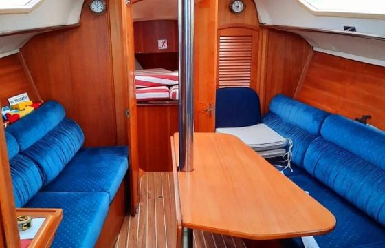 Hunter Marine 326