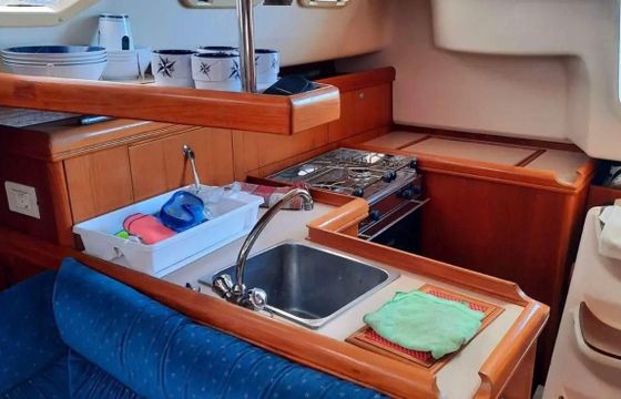 Hunter Marine 326