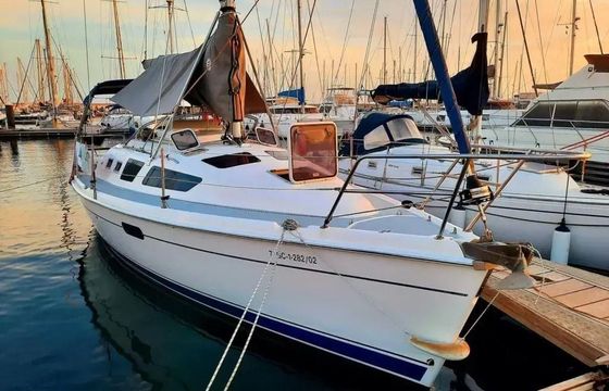 Hunter Marine 326