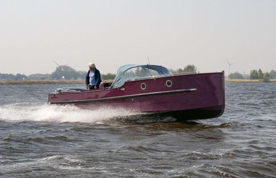 Waterman 8.0 Cabin