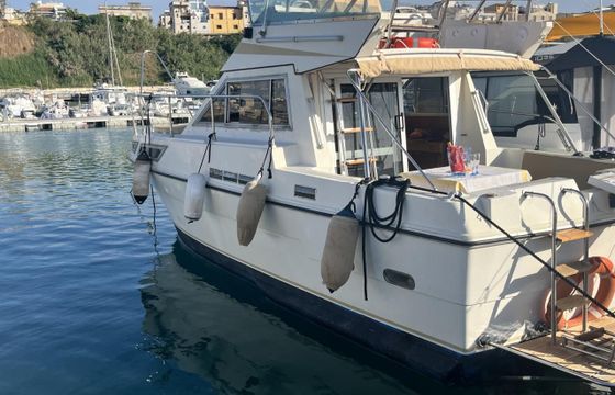 Barca UN 30 TURBO Fly
