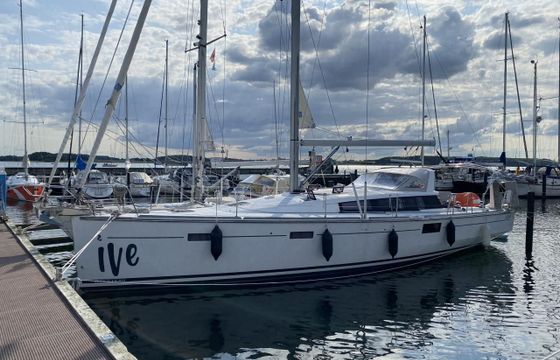 Beneteau Sense 46