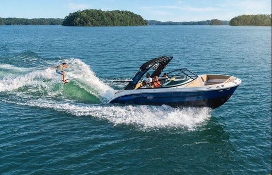 Sea Ray SDX250E SURF & Trailer