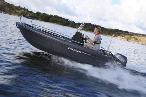 Pioner 16 Explorer