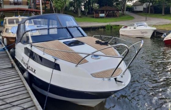 Massiv Boats Cabina 395