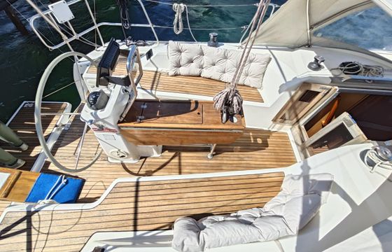 Bavaria Cruiser 33