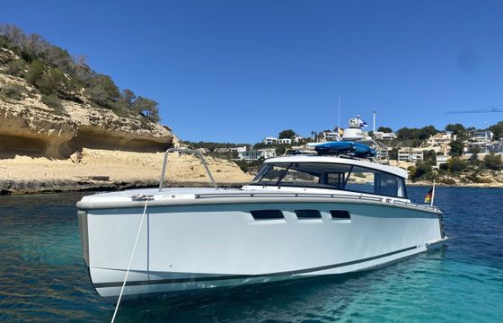 HOC 33 Explorer