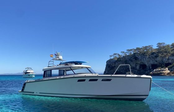 HOC 33 Explorer