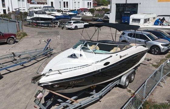 Rinker 246 Captiva CC
