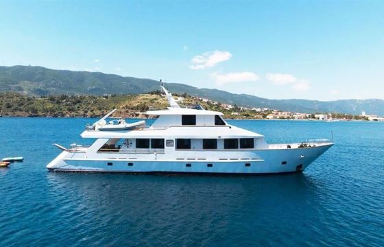 Perama Steel Cruiser 30m
