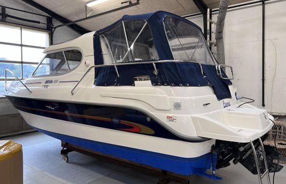 Bella 655, MerCruiser 4.3 V6 EFI...SOM NY