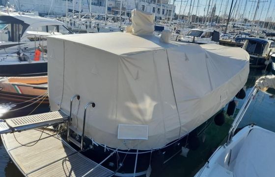 Fratelli Aprea 32 Hard Top