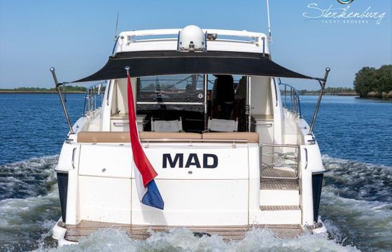 Riviera Rivièra 4700 Sport Yacht