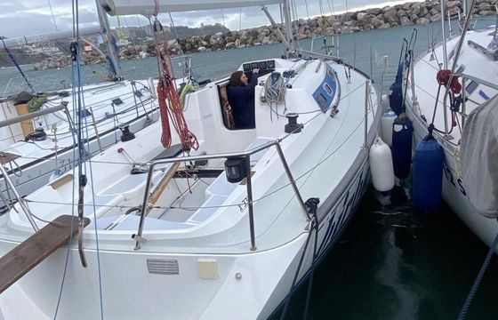 X-Yachts X 332