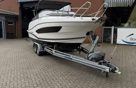 Jeanneau Cap Camarat 7.5 DC Serie 2