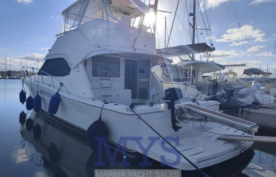 Riviera Marine 47 Flybridge