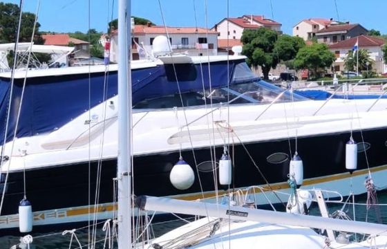 Sunseeker Camargue 51