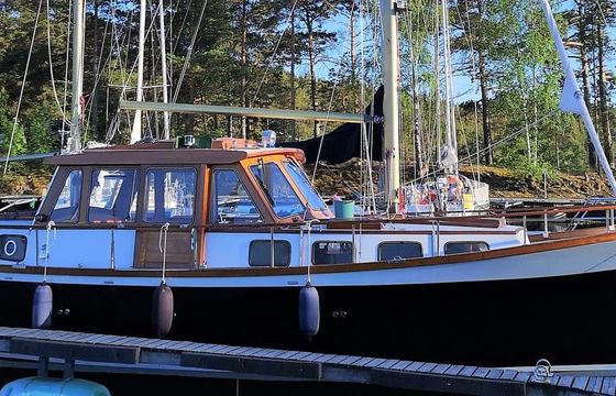 Sitala Yachts Nauticat 33