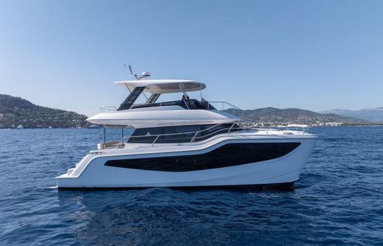 AQUILA 46 YACHT