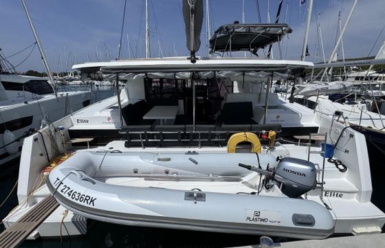 Fountaine Pajot ASTRÉA 42