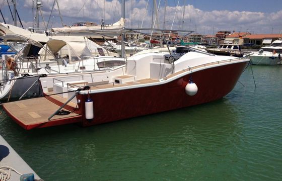 V yacht v 40