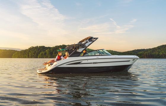 Sea Ray SDX 230 Surf Europe