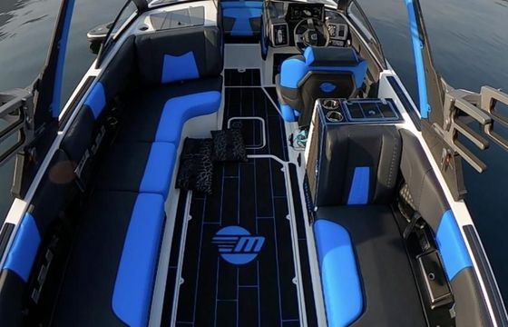 Malibu Wakesetter 24MXZ