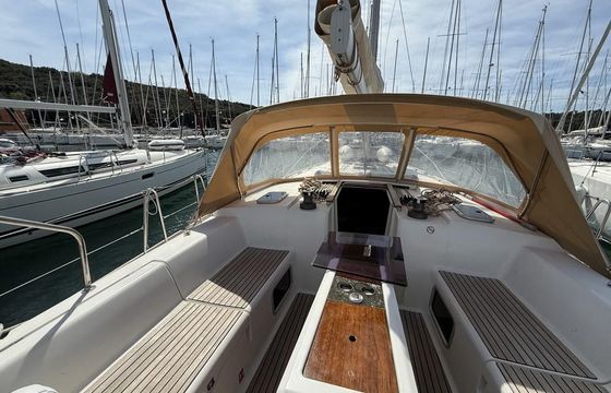 Dufour 450