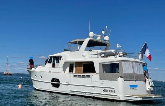 Beneteau Trawler 52