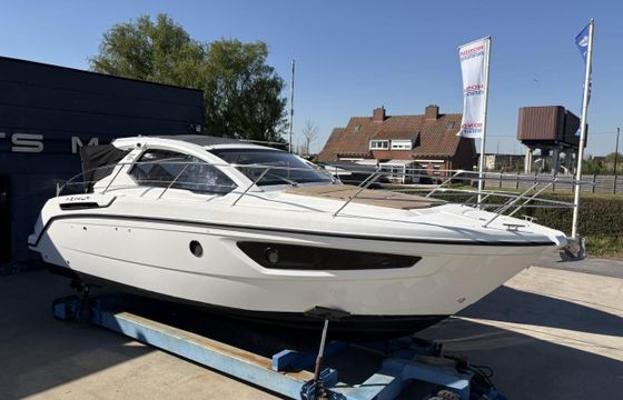 Azimut Atlantis 34
