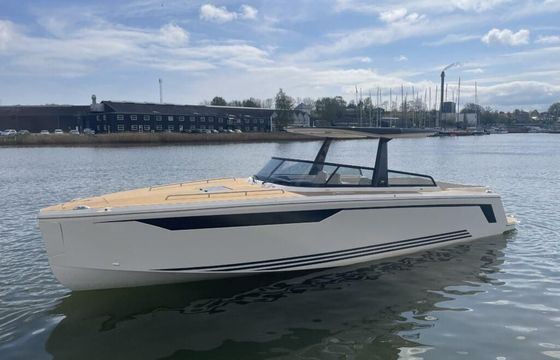 X-Yachts X-Power 33C