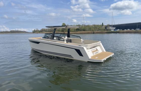 X-Yachts X-Power 33C